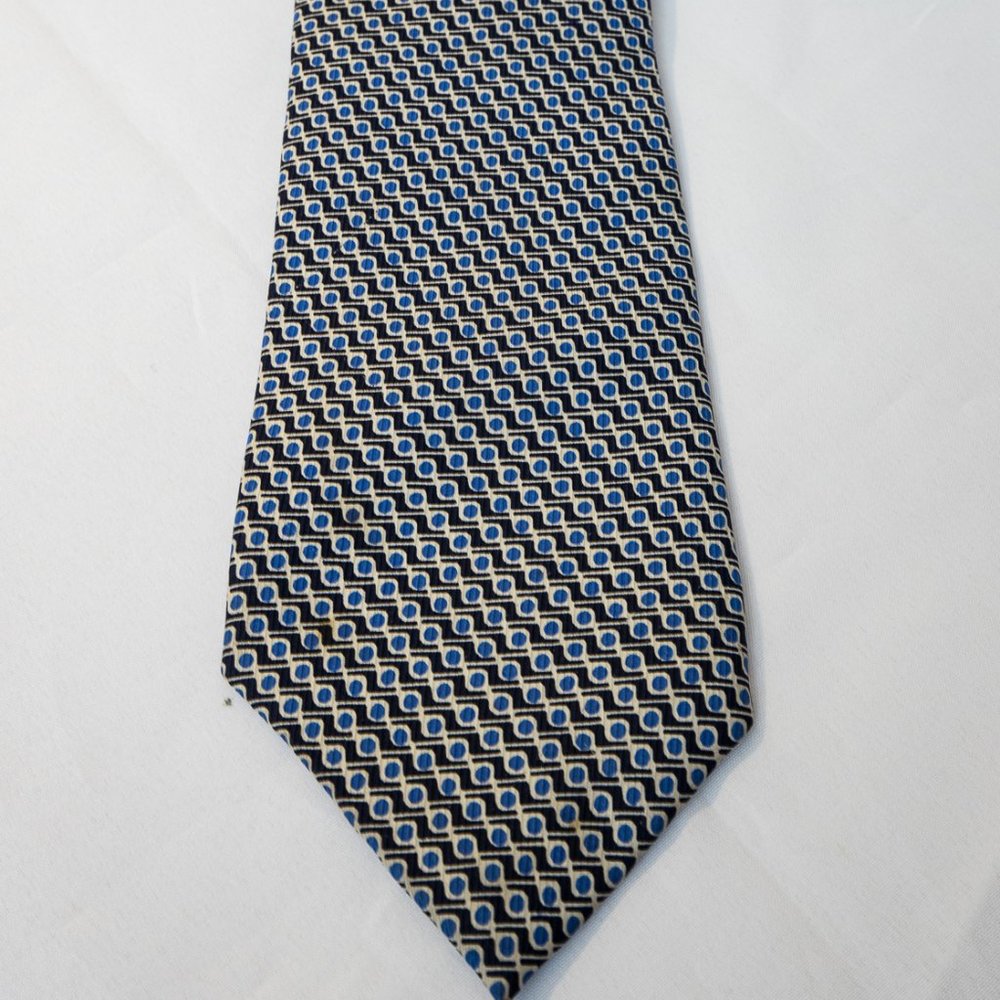 Ralph Lauren tie 100% Silk 56 x 3.5